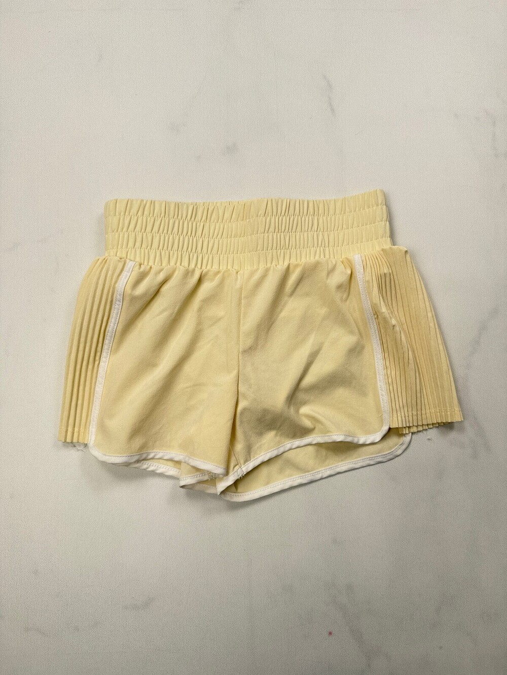 All In Motion Athletic Shorts Cream 2010s Minimalist - Girls S (6/7)